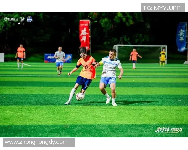 室内足球明星赛游戏带你体验激情四溢的足球对决与精彩瞬间