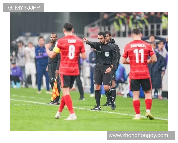 足球明星纷纷登陆中国市场引发热潮助力足球文化发展与商业合作新机遇