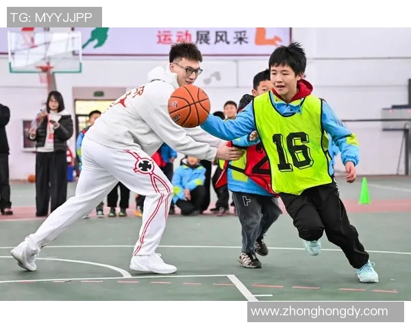 篮球明星学历揭秘：从球场到校园他们的求学历程与成就